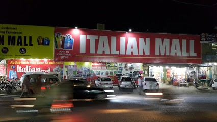 Italian Mall Store